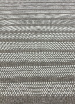 2-O-221 5_0 110 Beige - 160x230 cm - € 349,00