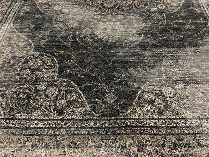 F648-131 - 170 x 240 cm - € 199,00 - op voorraad