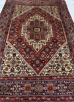 4-Bidjar origineel 105 x151 cm. € 450,-