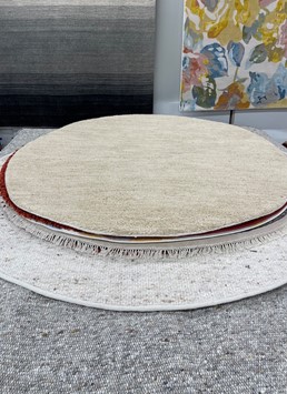 Berber 200 Rond  € 363,00